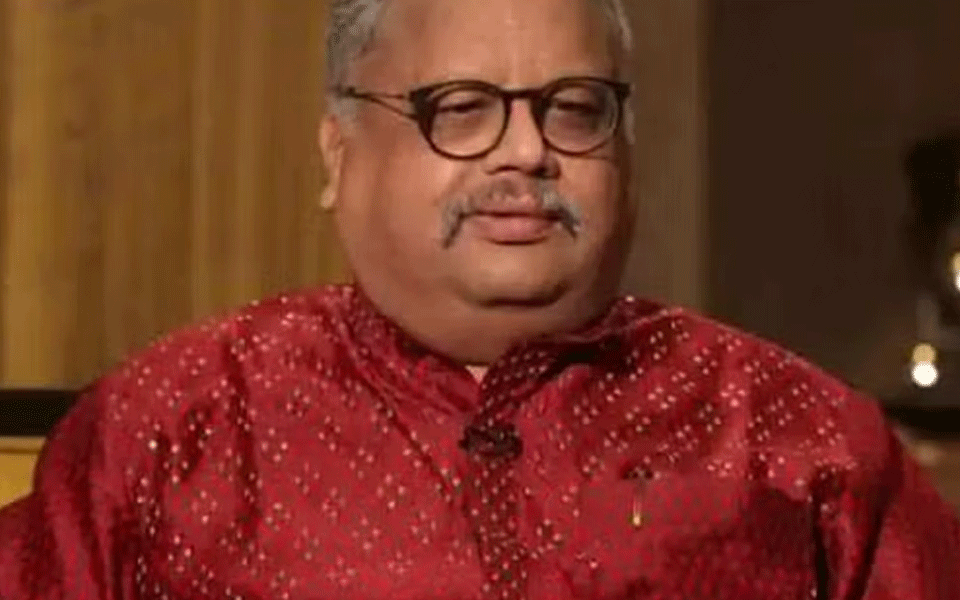 India's 'Warren Buffett' Rakesh Jhunjhunwala dies at 62