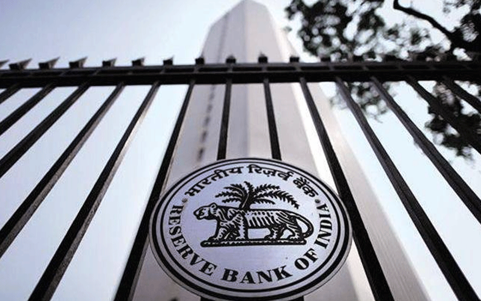 Risks to inflation remain, trade war can impact exports: RBI's MPC