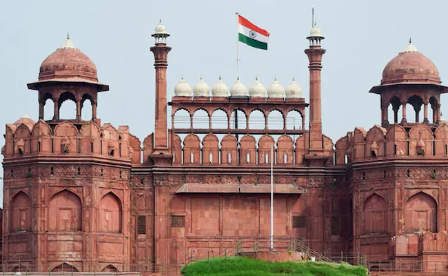 Terror threat: Security heightened near key religious, heritage sites in Delhi