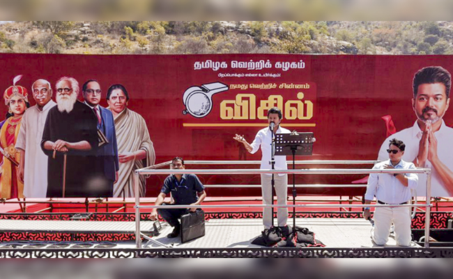 Man faints, dies at TVK rally in TN's Salem