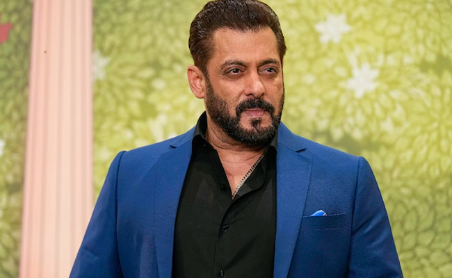 Sender of threat message seeking Rs 5 cr from Salman Khan now apologises