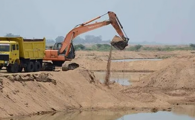 Illegal sand mining has created environmental crisis in National Chambal Gharial Sanctuary: SC