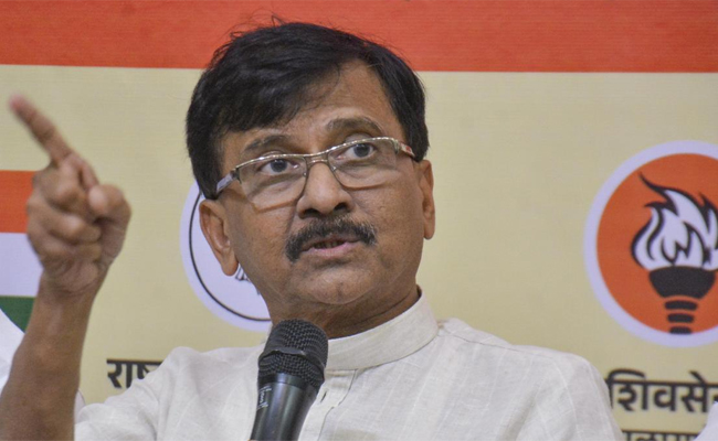 Indian cricketers not shaking hands with Pakistani counterparts is 'dadagiri' by BJP, alleges Raut