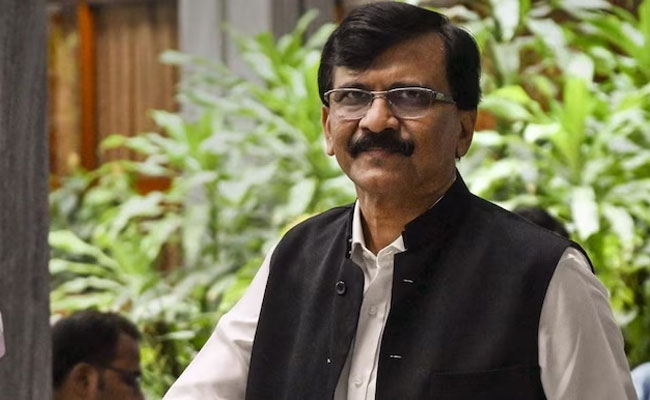 Criticism of Uddhav in Pawar's book is wrong information: Sanjay Raut
