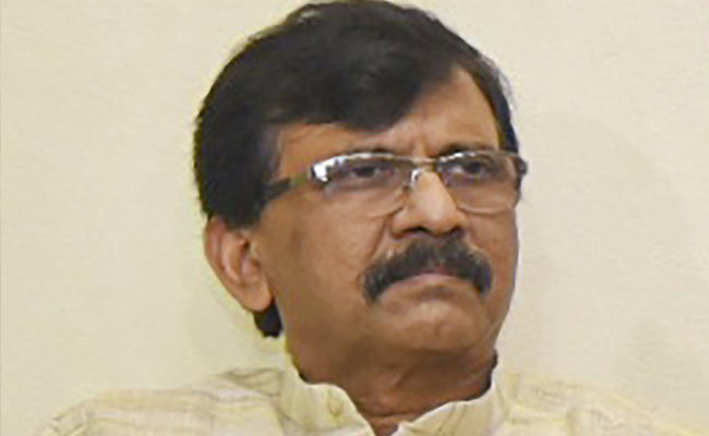 BJP had planned to go ahead with govt swearing-in without Shinde if he remained stubborn: Raut