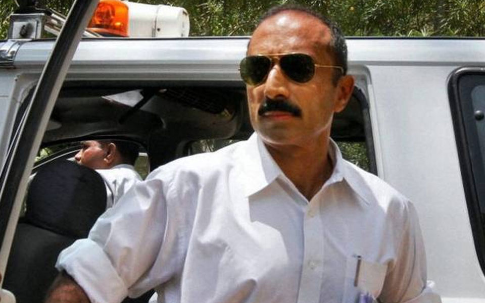 Former Gujarat IPS officer Sanjiv Bhatt detained