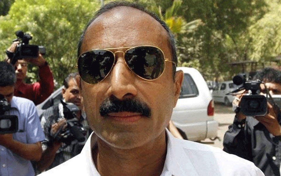 1989 custodial death case: Sacked IPS officer Sanjiv Bhatt moves Supreme Court