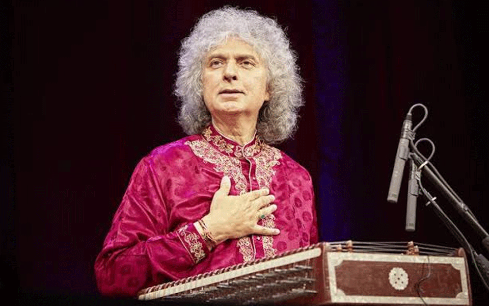 Santoor maestro Shiv Kumar Sharma dies at 84