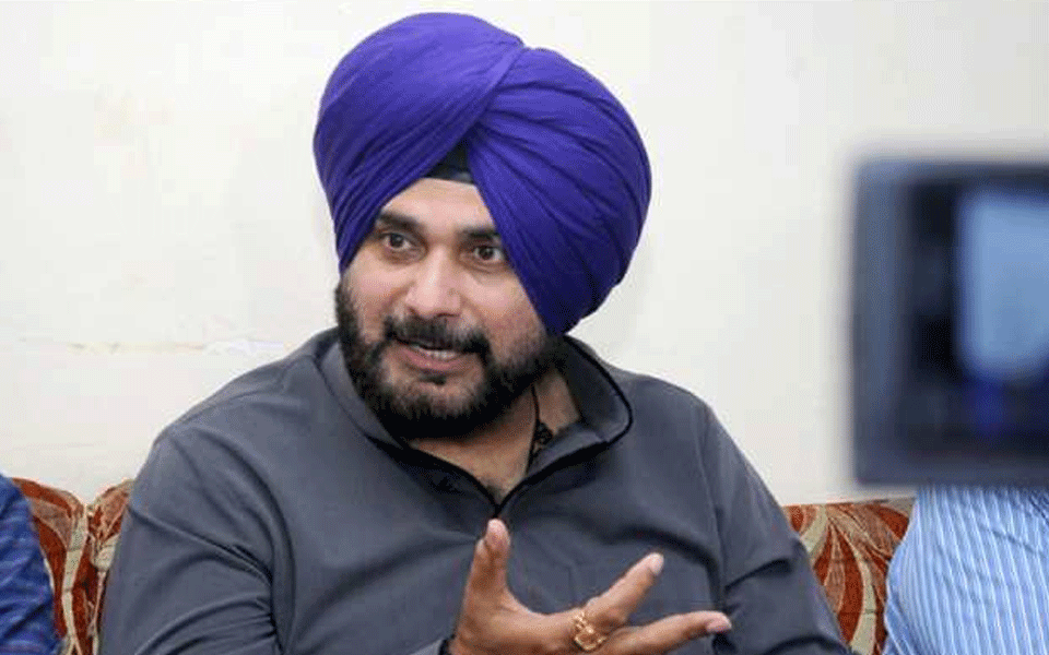 Supreme Court  to reconsider fine punishment to Sidhu in road-rage case