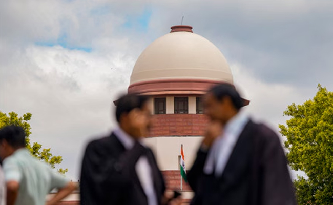 SC junks plea of lawyer convicted for abusing woman judge inside courtroom