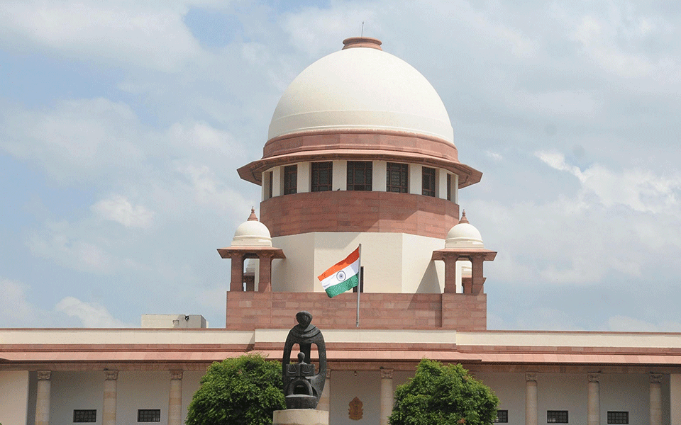 SC seeks EC's response to PIL on access to EVMs, VVPATs