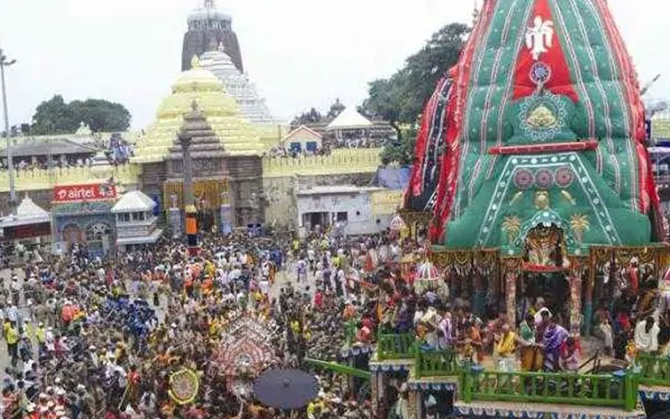 No policeman should enter Puri's Jagannath temple with weapons and shoes: Supreme Court