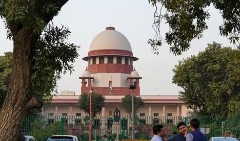 SC sets aside HC order granting bail to police officer accused of raping minor