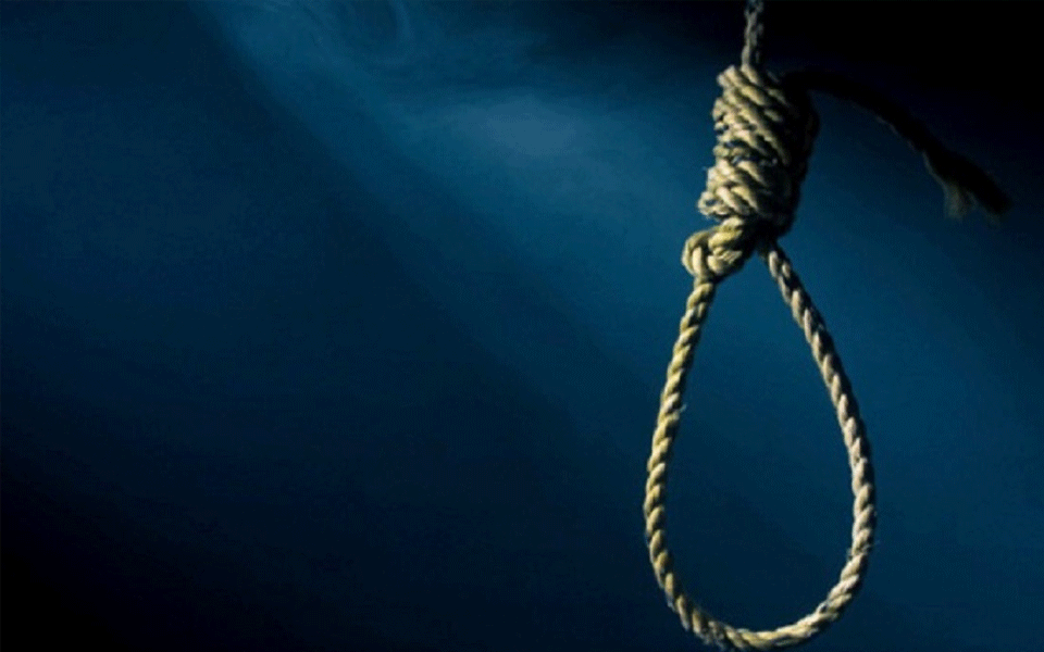 Union Minister Tomar's aide commits suicide