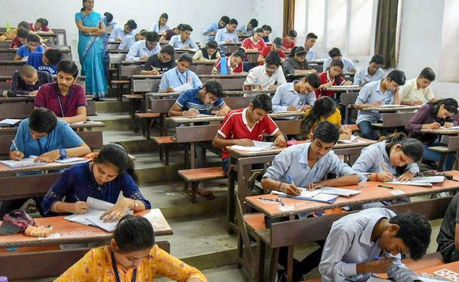 CBSE likely to release Class 10, 12 board exam admit cards before February 10