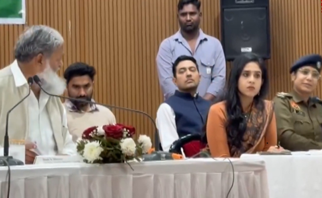 Haryana minister Vij in tense exchange with Kaithal SP Upasna over suspension of cop