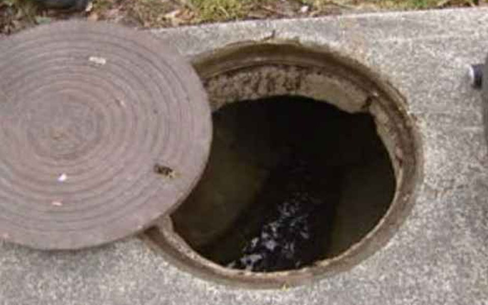 Five, including woman, die of asphyxiation inside septic tank in Chhattisgarh
