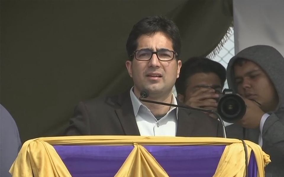 Will become voice to bridge gap between Kashmir and Delhi, says Shah Faesal