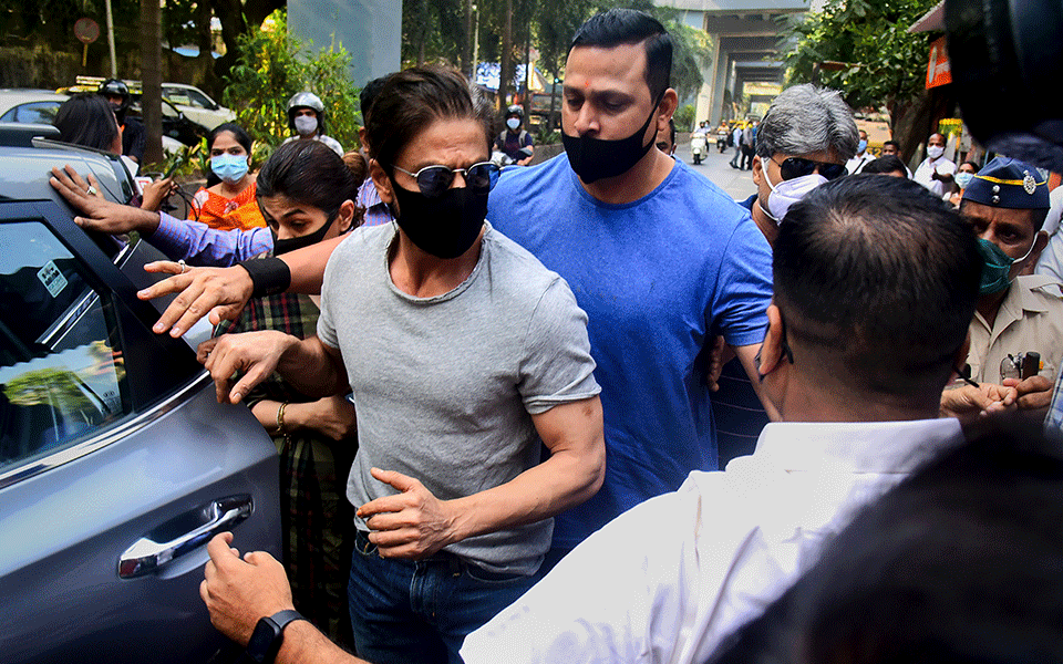 NCB sleuths visit homes of actors Shah Rukh Khan, Ananya Pandey