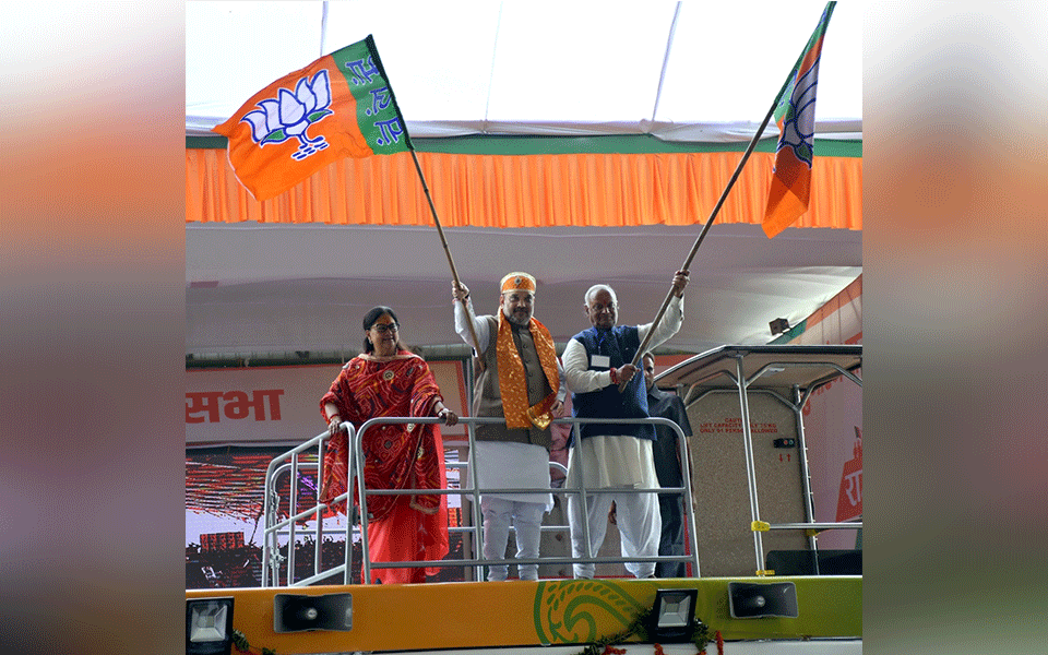 Shah flags off 'Gaurav Yatra' in Rajasthan, kicks off poll campaign