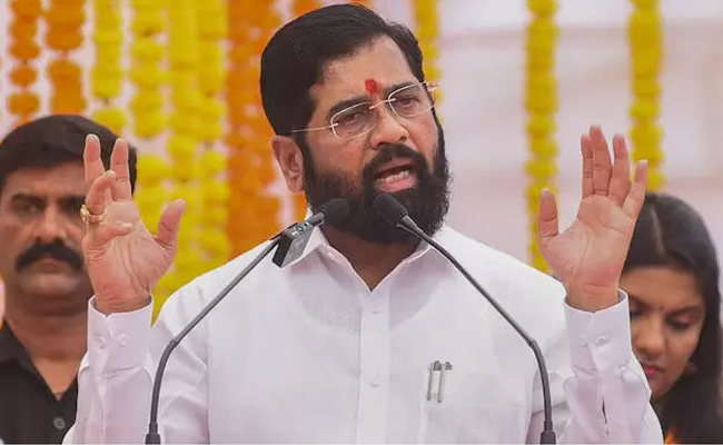 Stone pelting on Sena candidates in Pune: Won't get scared by such cowardly politics, says Shinde