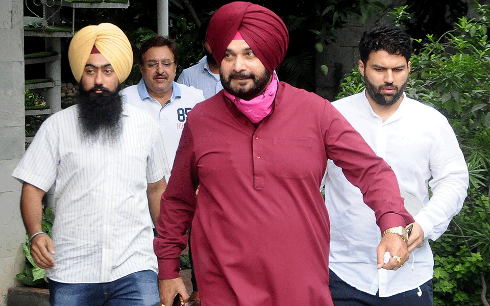 Navjot Singh Sidhu takes over as Punjab Congress chief