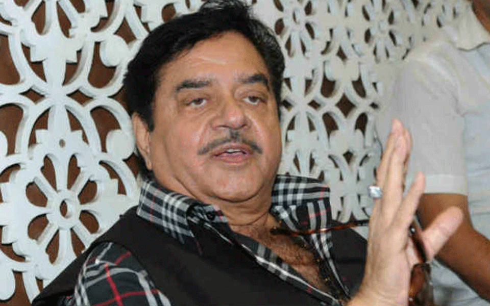 Shatrughan Sinha lashes out at BJP for forming govt in Karnataka without majority