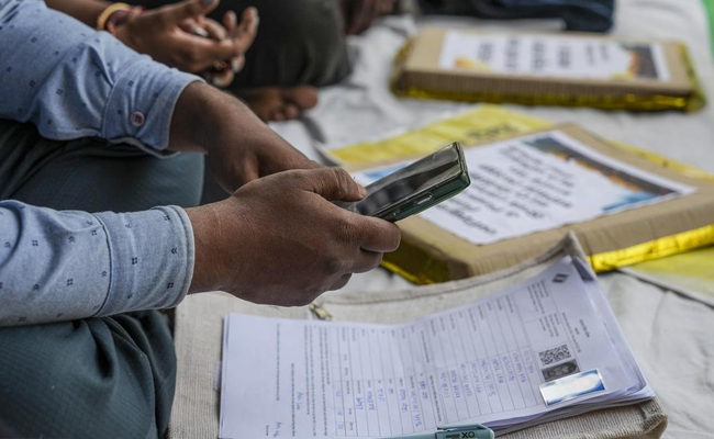 Around 32 lakh unmapped voters to be called in phase 1 of SIR hearings from Dec 27 in Bengal
