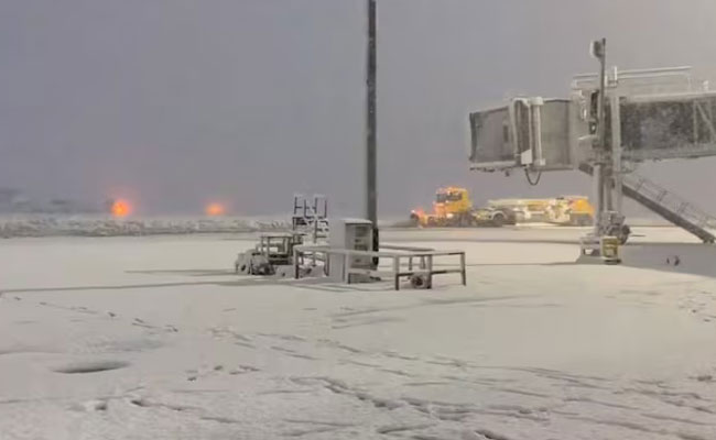All flights cancelled at Srinagar airport due to heavy snowfall
