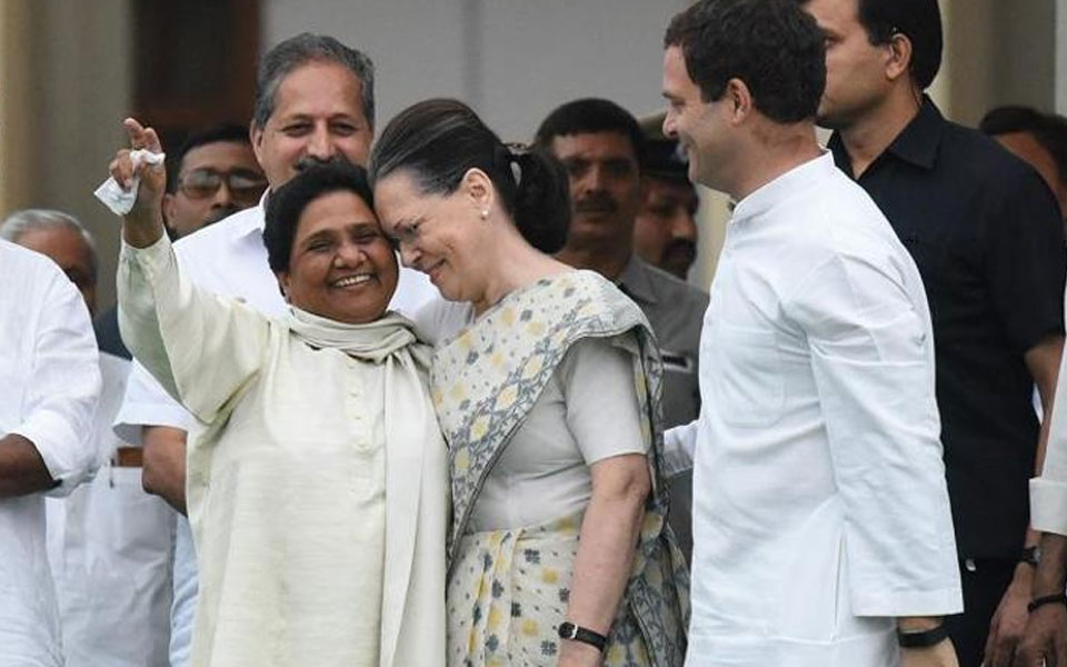 BSP pitches for ‘dabang’ Mayawati, says Rahul can’t be PM as his mother is a foreigner