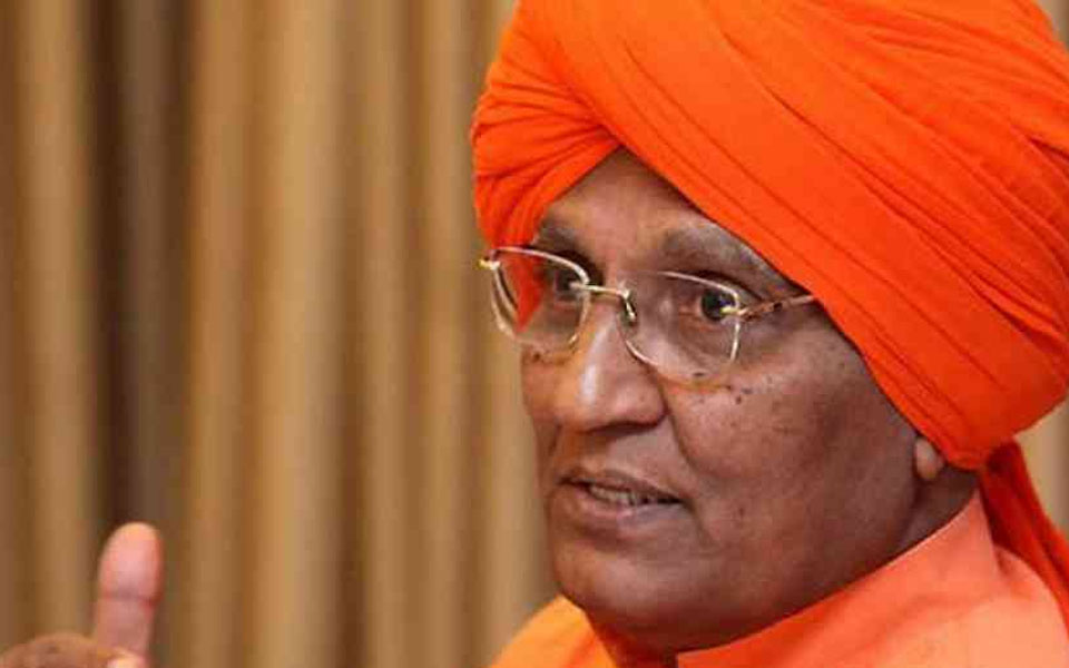 Jharkhand BJP workers beat up social activist Swami Agnivesh