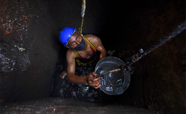 No data, no compensation: Injured sewer workers slip through legislative and legal cracks