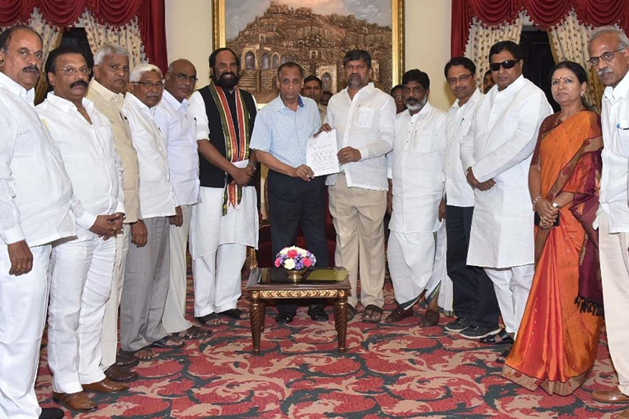 Congress, TDP, CPI form alliance in Telangana