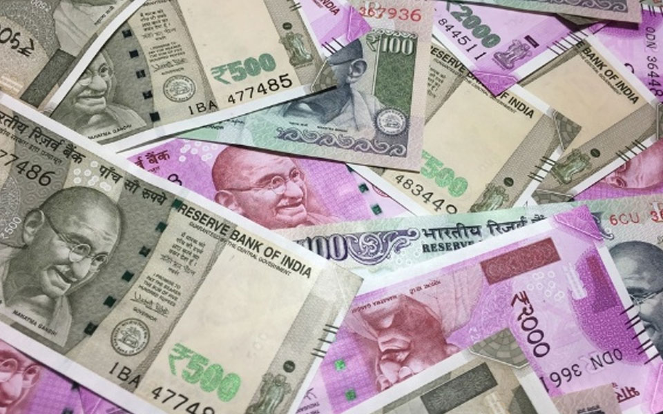 Tamil Nadu: I-T seizes Rs 1.48 cr cash suspected to bribe voters in Theni