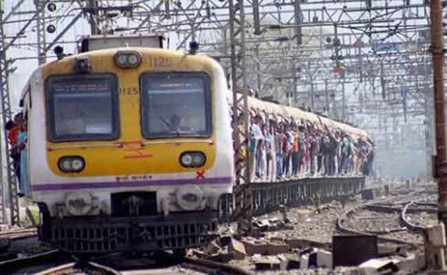 Mumbai local train derails at CSMT; services affected on Harbour Line
