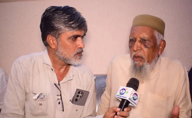 They kept beating me all the way, snatched my money: Elderly Muslim man recounts train assault