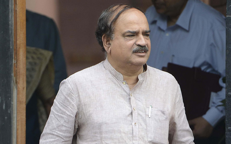 Government slams Congress on triple talaq bill, appeals to women groups to fight