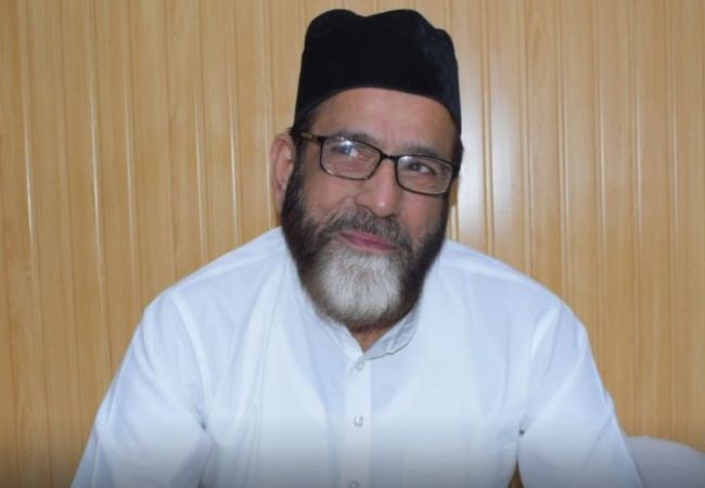 Cleric Tauqeer Raza appears before Bareilly court; next hearing on Oct 28