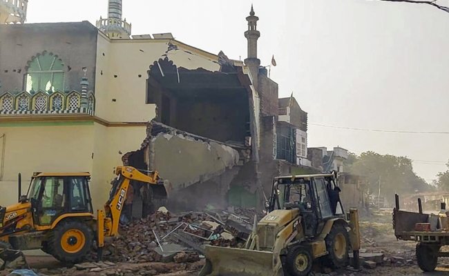 UP: Portion of 185-year-old Noori Masjid in Fatehpur demolished over alleged 'encroachment'