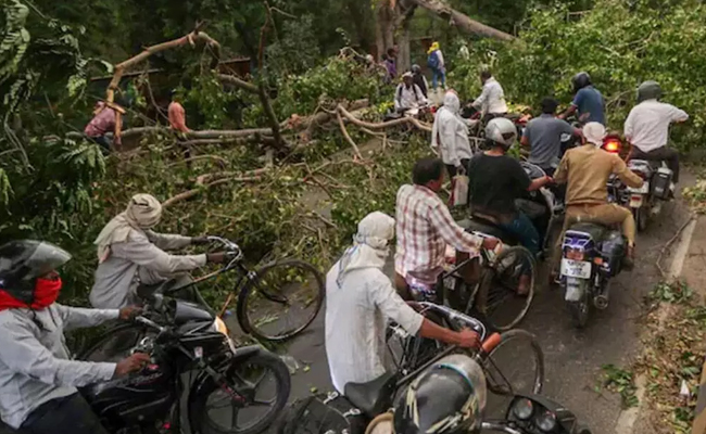111 killed, 72 injured as storm, rain batter UP; relief work underway