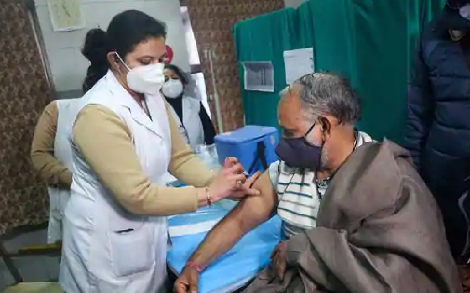 V-Day: 1 'severe', 51 'minor' cases of adverse events reported among health workers in Delhi