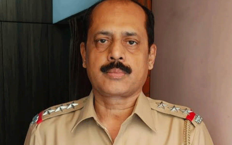 Sachin Waze's arrest by NIA 'insult' of Maharashtra Police: Shiv Sena