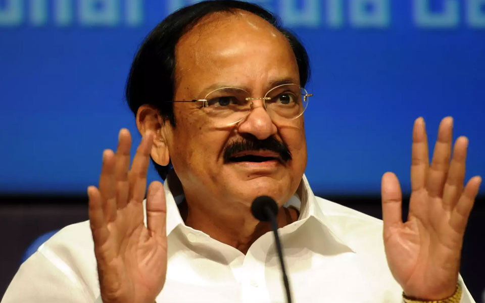 Doctors should serve in rural areas before getting promotion: Venkaiah Naidu