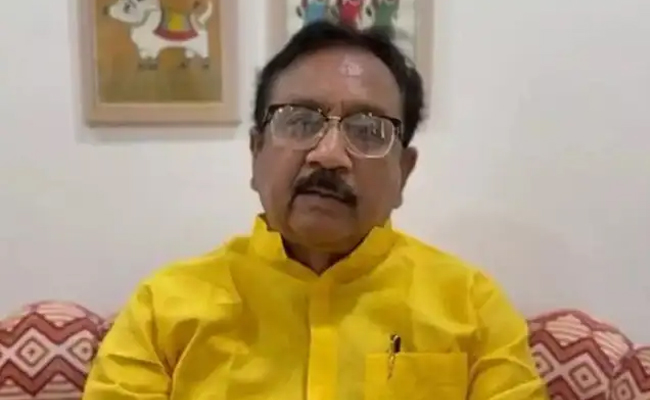 Minister Vijay Shah apologises again, says he made `linguistic mistake'