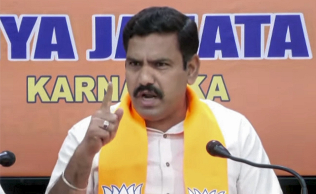 Waqf issue: BJP demands CBI inquiry into minister's bribery charge against Vijayendra