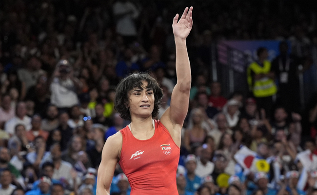 Olympics 2024: Vinesh Phogat disqualified for being overweight before final