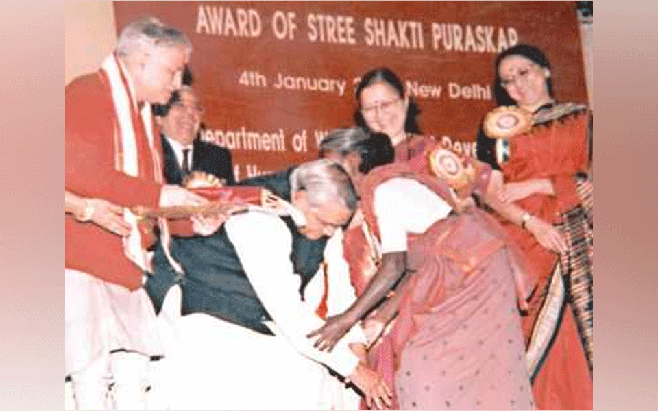 When Vajpayee touched the feet of a TN village woman