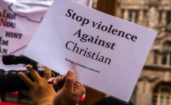 Political commentators express shock over Christian figures lauding PM Modi during Christmas