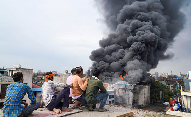 Blaze erupts at Wazirpur Industrial Area in Delhi
