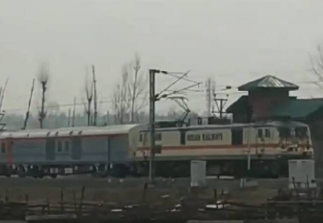 Train to Kashmir: 22-bogie train's trial run successful on Katra-Srinagar line